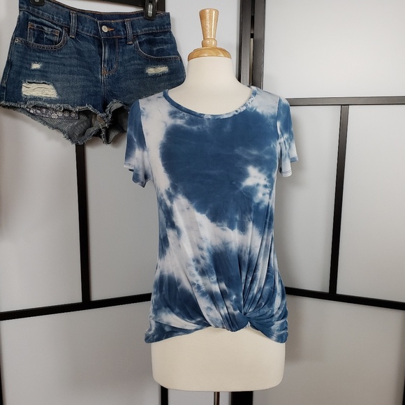 Caution To The Wind Tops - Caution to the Wind tie-dyed knot front tee